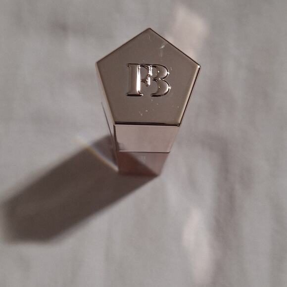 Fenty Beauty by Rihanna Gloss Bomb Lip Luminizer Fenty Glow 0.3 oz NIB - Picture 5 of 10